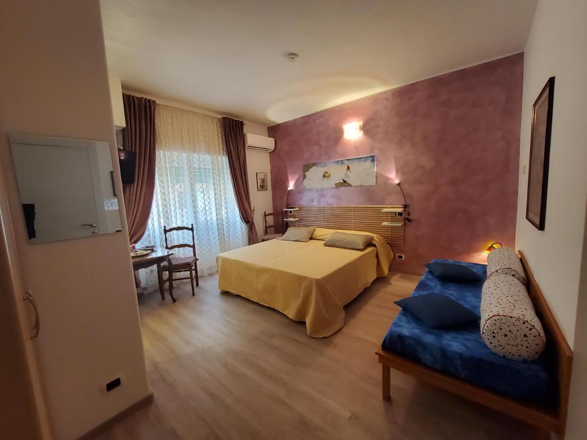 Annadia Sweet Home B&B Lido di Ostia Ngoại thất bức ảnh